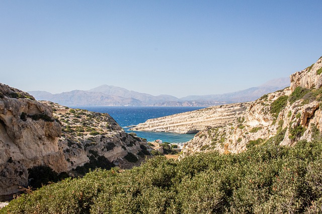 matala-g12d450937_640